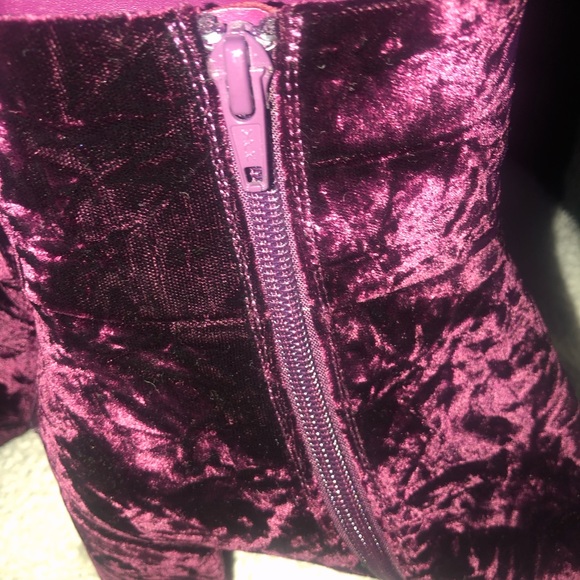 Neiman Marcus brand boots size 6B - Picture 3 of 7